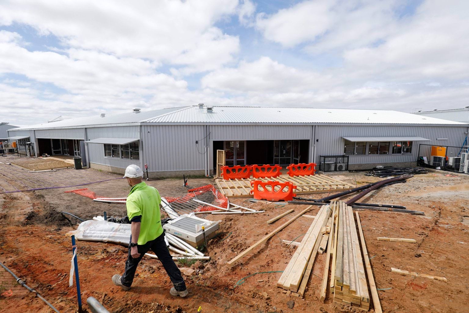 Clyde Creek Primary School - new school, November 2021 construction progress