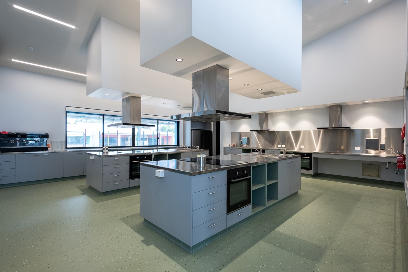 Endeavour Hills Specialist School - new school, photograph of home economics room