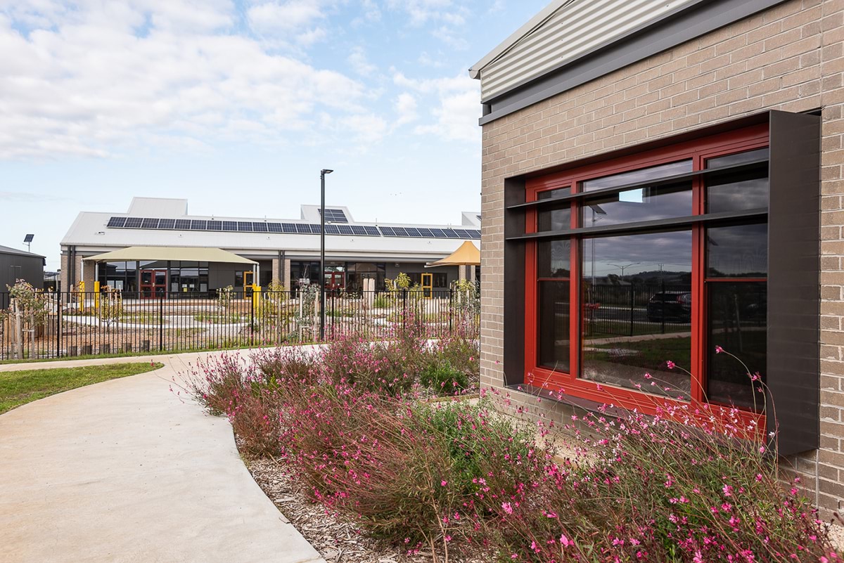 Wollert Primary School - new school, photograph of exterior of learning hub