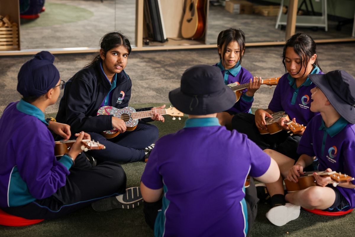 Banum Warrik Primary School – official opening, students enjoying their music space