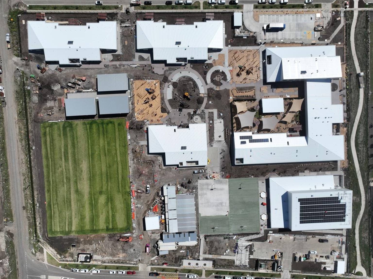 Aerial overview of the construction progress in November of Gamadji Primary School