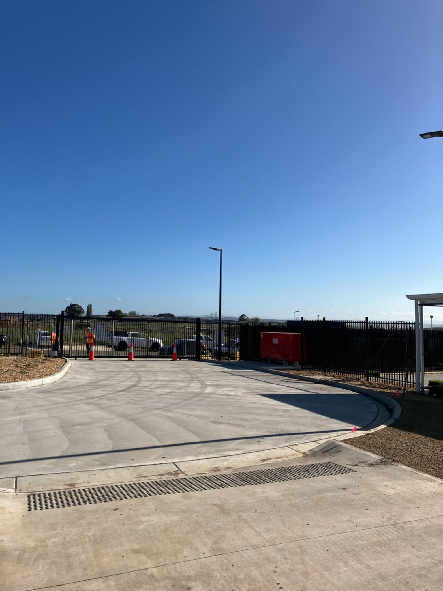 Photo of road outside school where cars can pull in